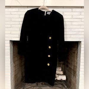 Bloomingdale’s Black Long Sleeved Business Dress